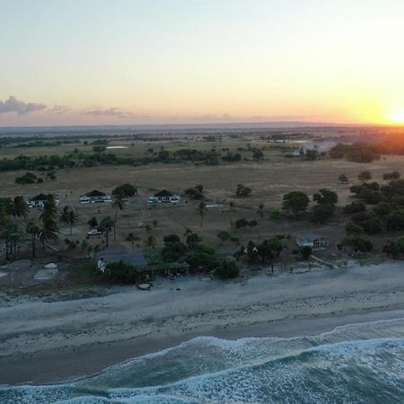 Wera Beach Kadumbul المظهر الخارجي الصورة