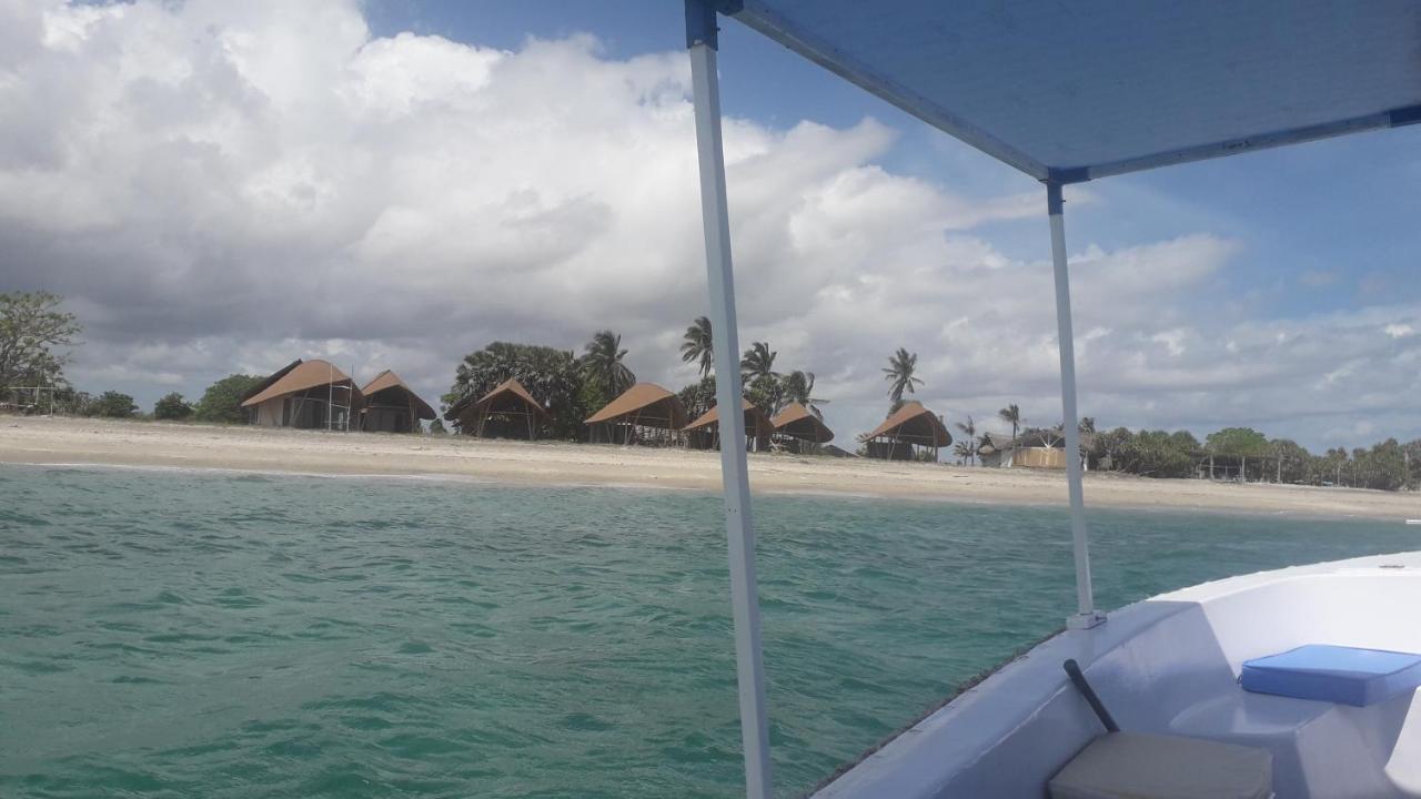 Wera Beach Kadumbul المظهر الخارجي الصورة